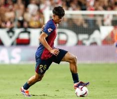 开云-马卡：巴萨将把伯纳尔注册为一线队球员，以此作为对他的认可